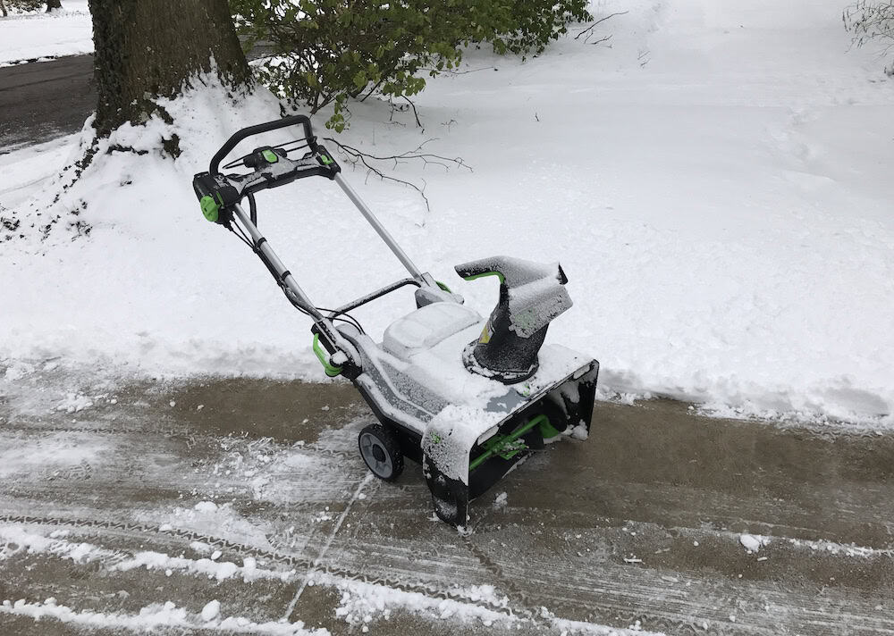 EGO SNT2102 Snow Blower Moves Dunes Without The Fumes - Home Fixated